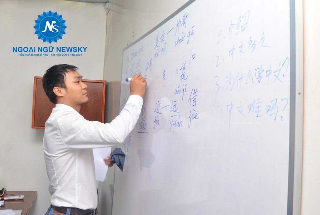 Khóa dạy tiếng Trung mua bán hàng Quảng Châu NewSky