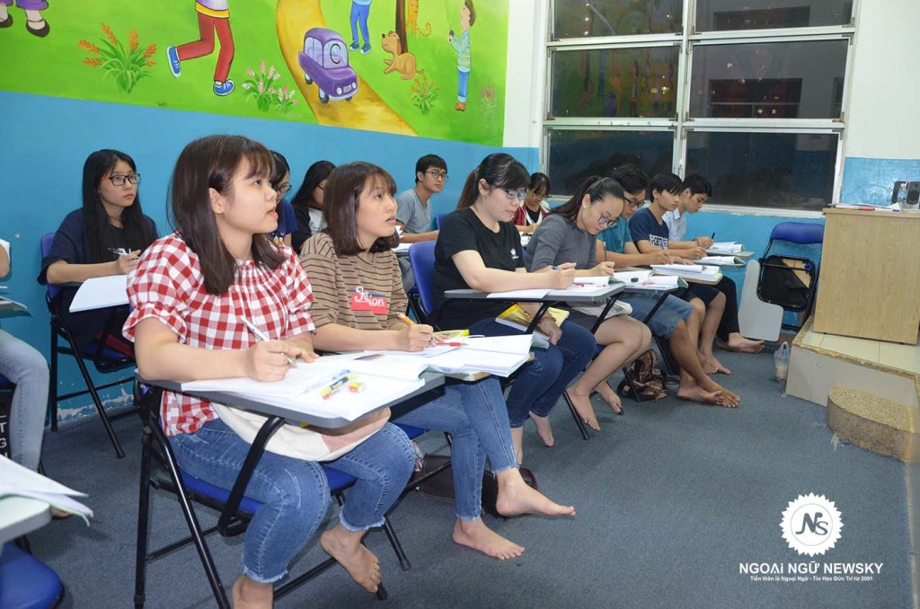 Trung tâm tiếng Anh NewSky quận Tân Phú